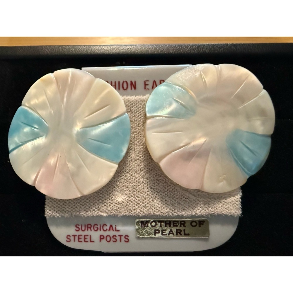 N.O.S. Multi Tones Mother of Pearl Stud Earrings Vintage Large
